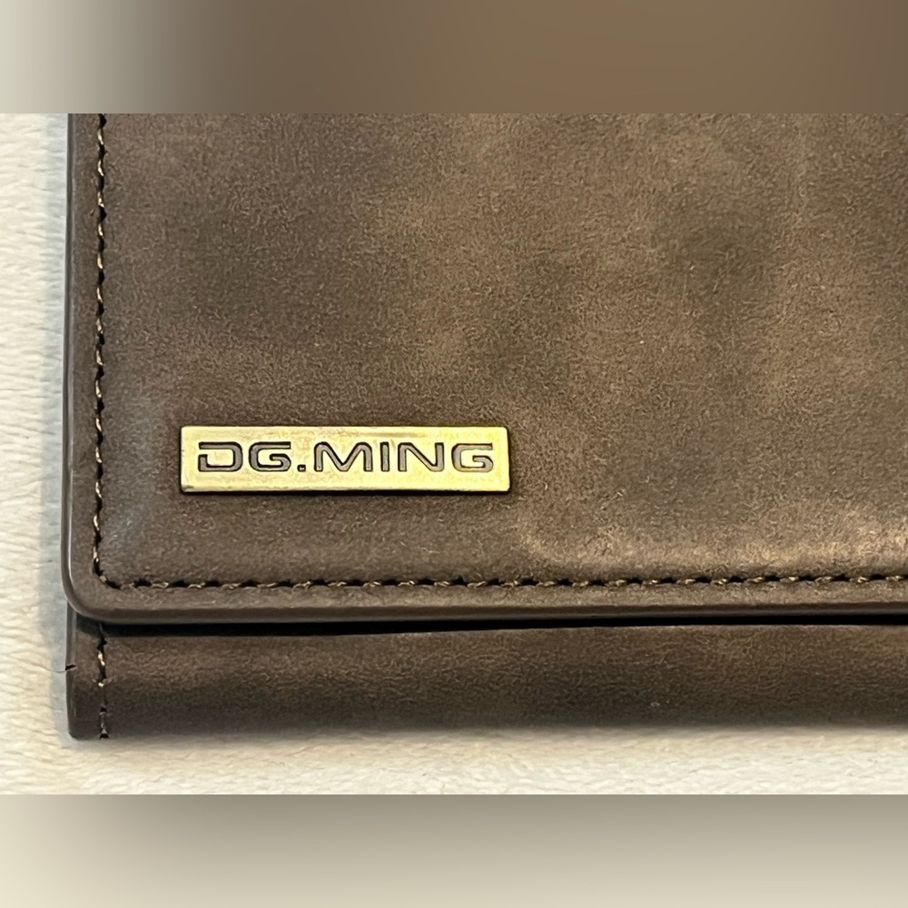 DG.MING Brown Leather Tri-Fold Magnetic Wallet - Picture 11 of 13